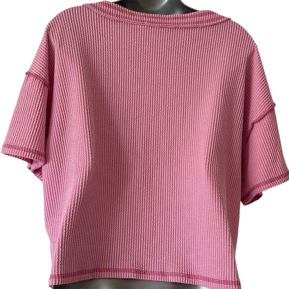 LUSH Women's V-Neck Ribbed Top Pink Short Sleeve Size L Casual NWT - Picture 3 of 7